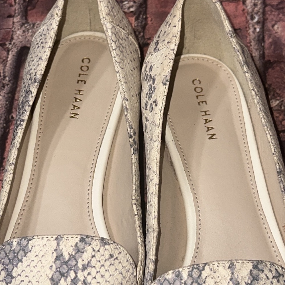 Cole Haan Mabel Skimmer Loafers Chalk Python Print Leather Size 6 B View 5